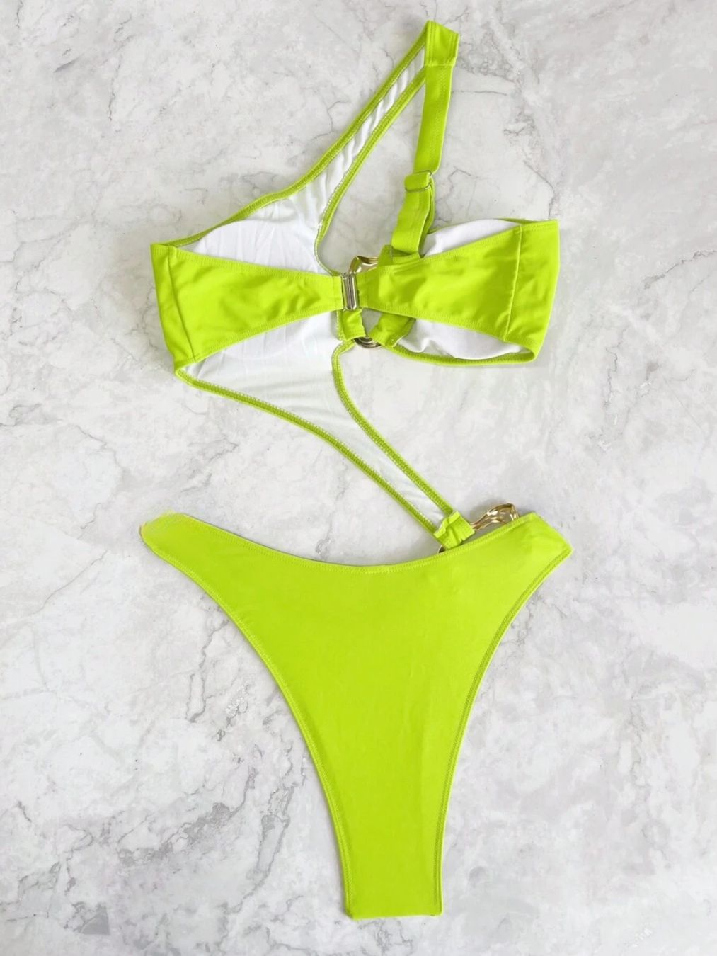 Biquíni Eclipse Beachwear: O Biquíni Sensual que Transformará Seus Dias na Praia! 🌊