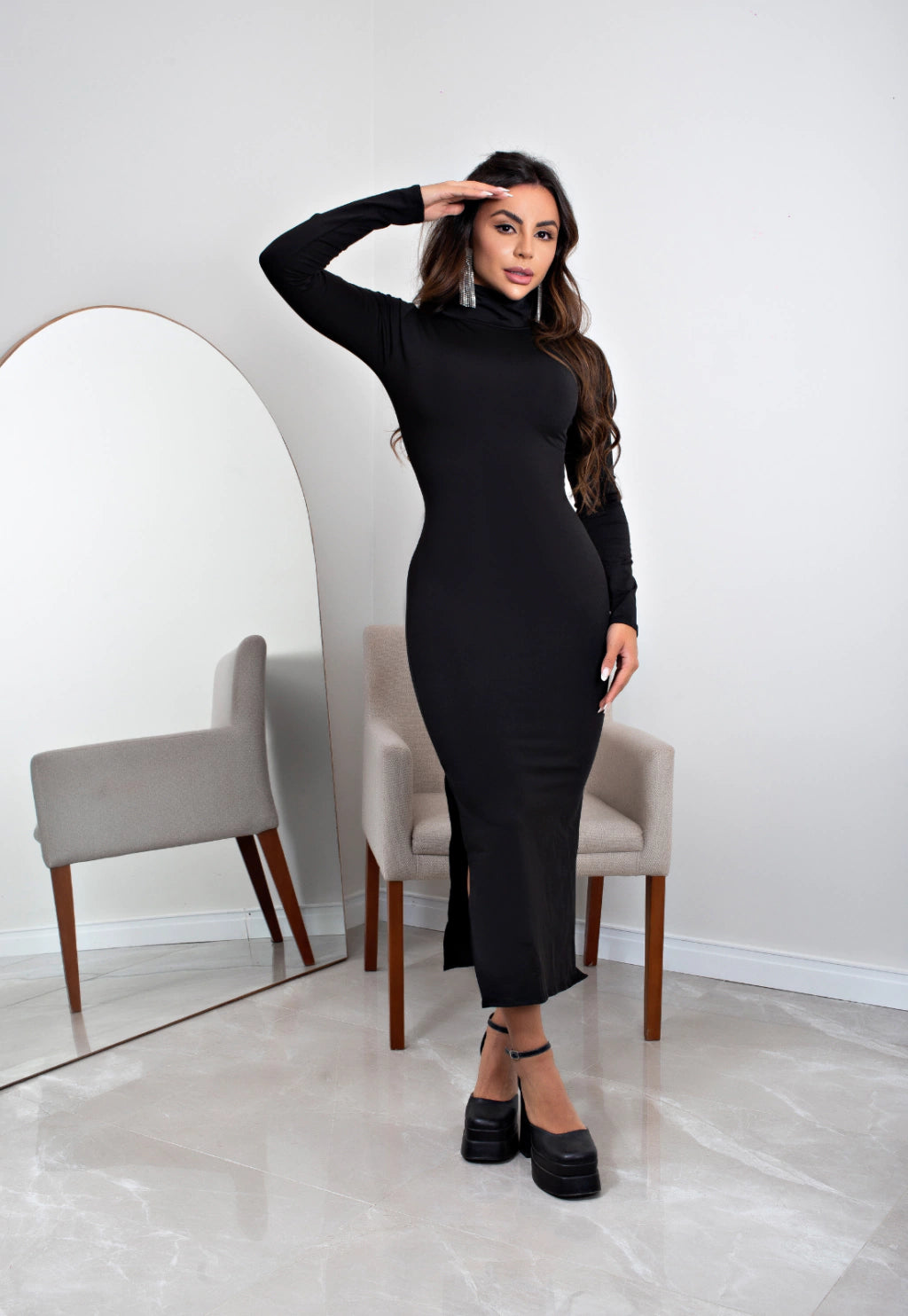 vestido midi preto elegante