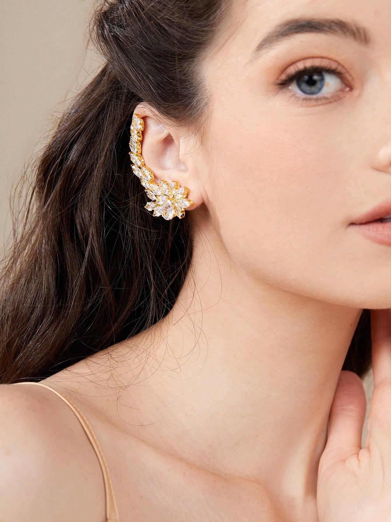 Brincos femininos elegantes