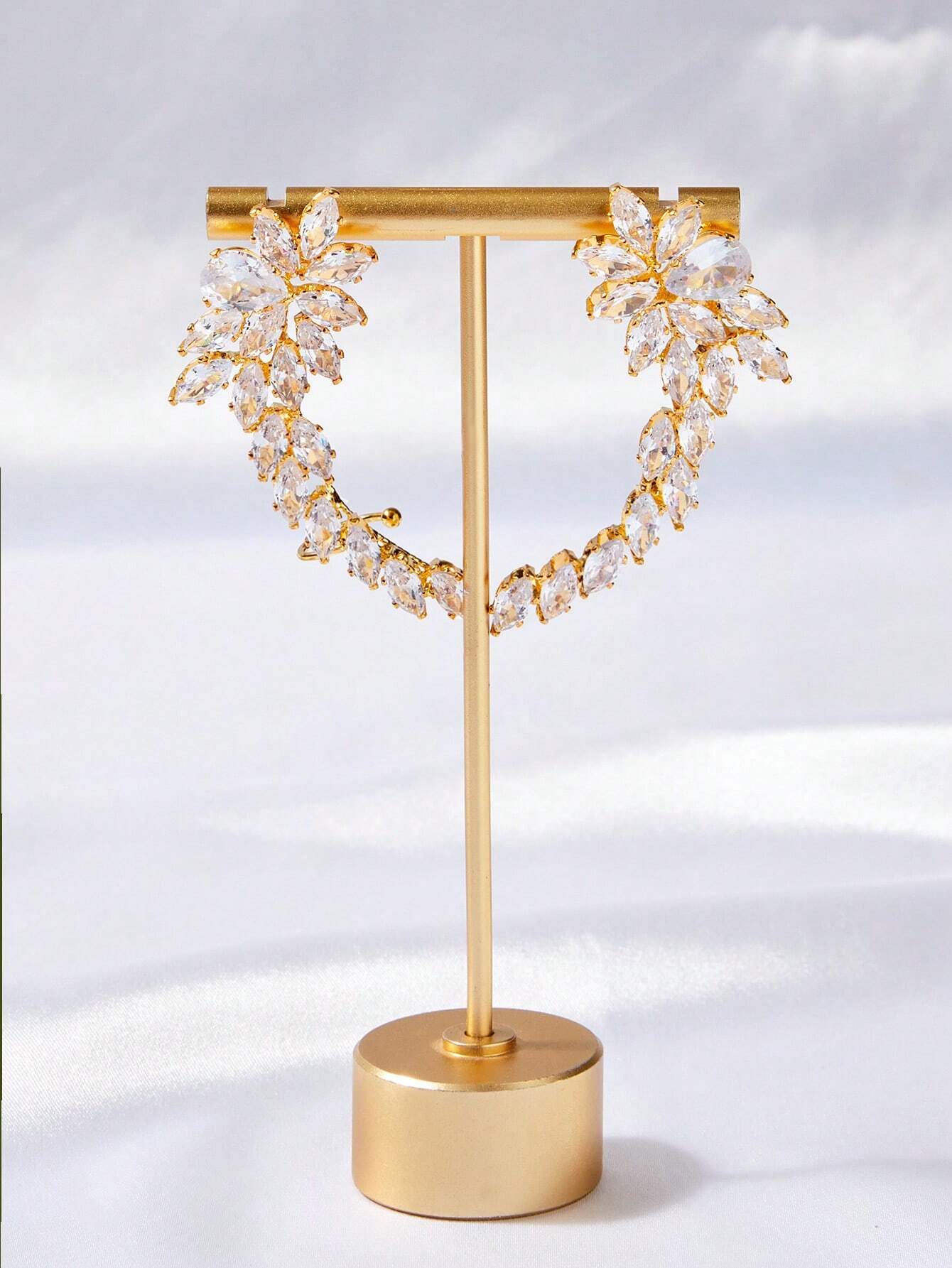 Brincos femininos elegantes