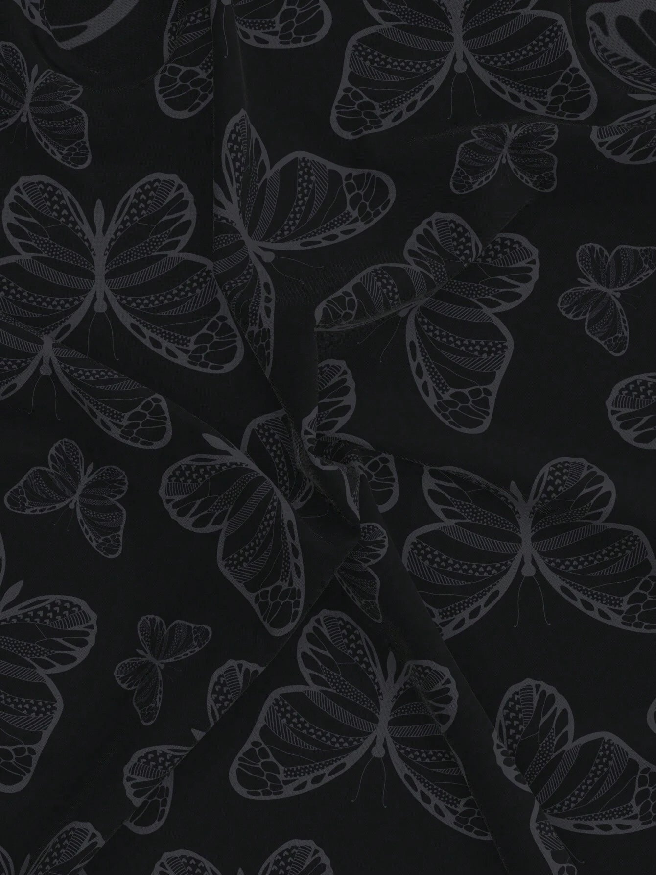 Saia Elegante com Fenda Lateral e Estampa de Borboleta