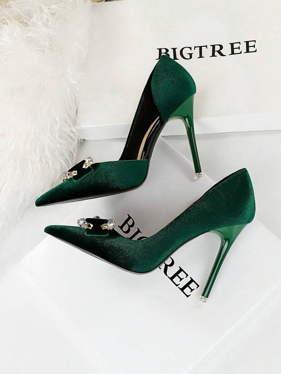 Scarpin de Camurça – 7cm de Salto, 3 Cores Exclusivas