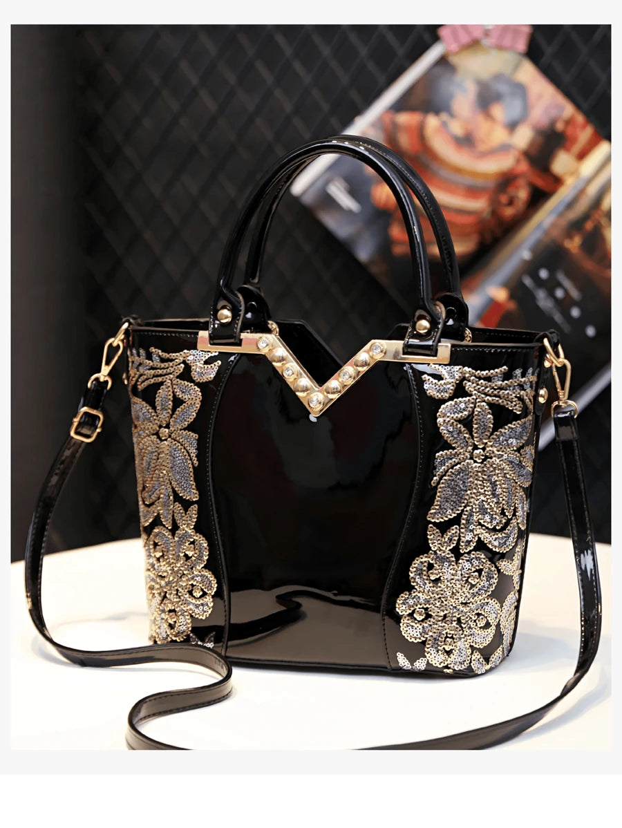 Bolsa Feminina de Couro Envernizado
