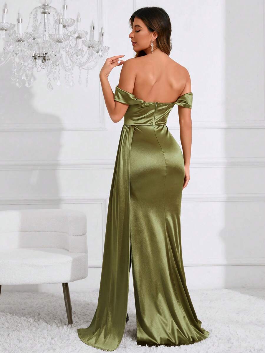 vestido de cetim verde