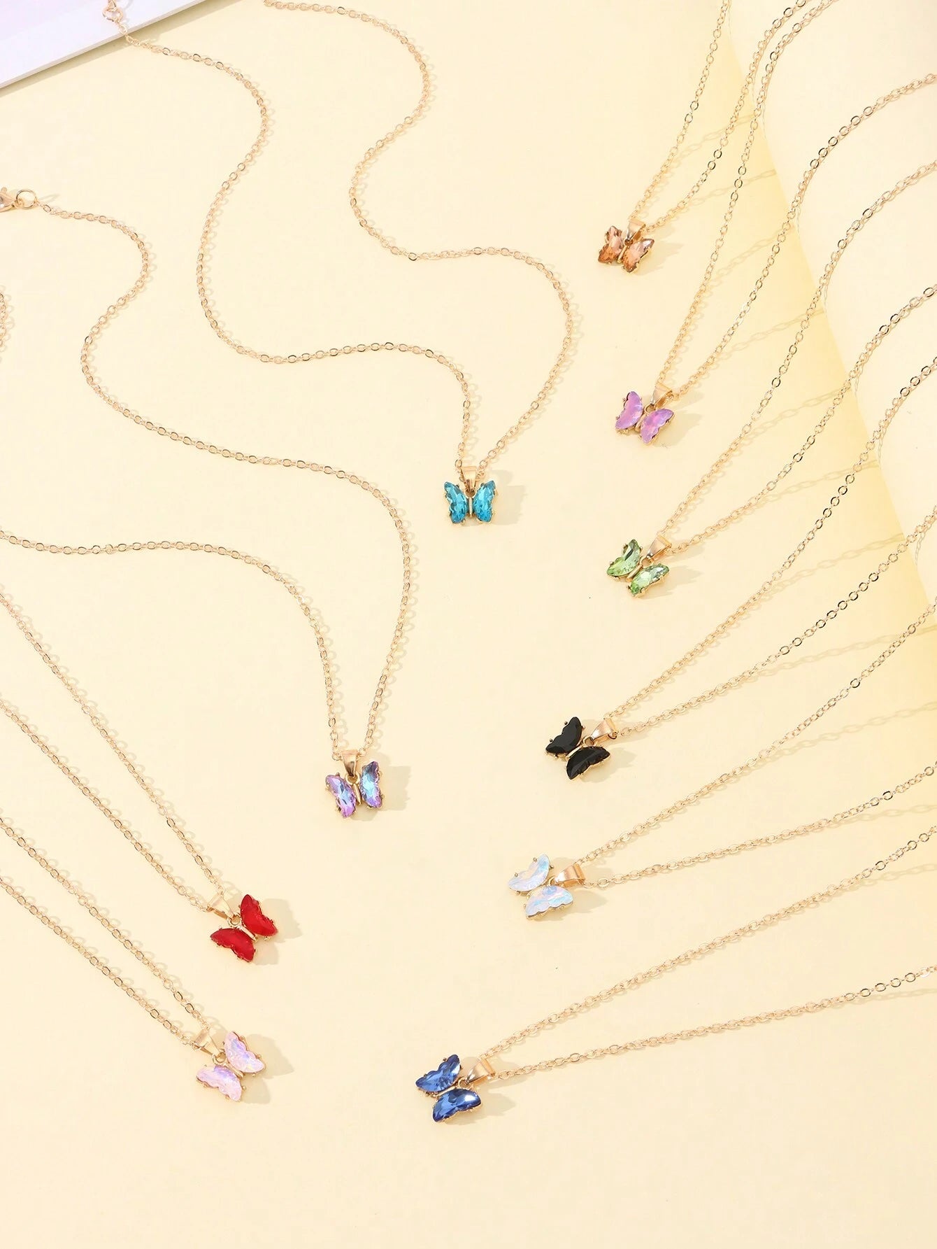 colar feminino borboleta