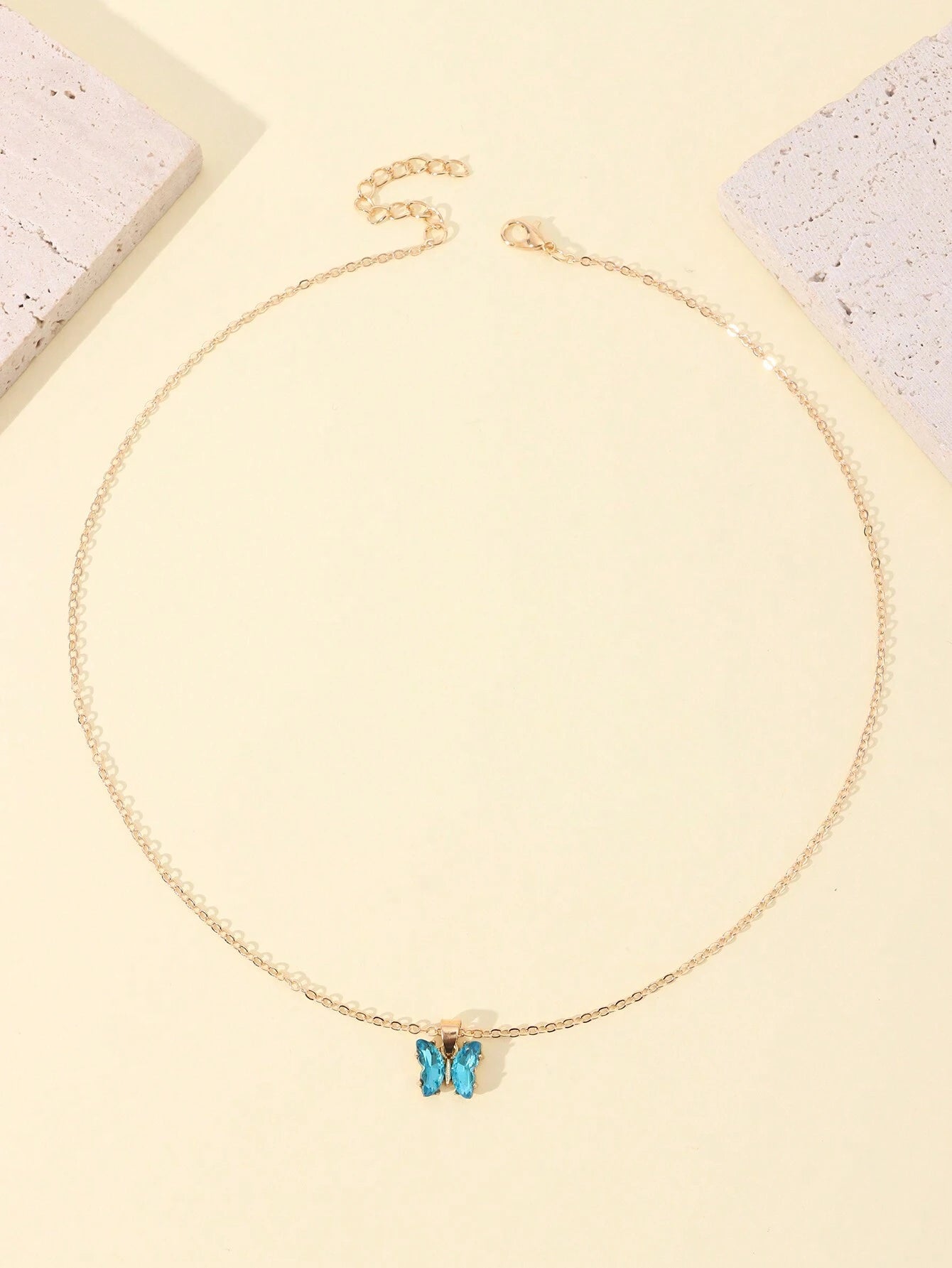 colar feminino borboleta