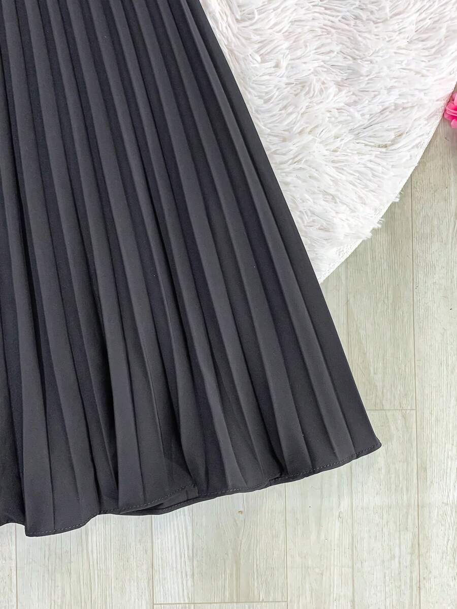 Vestido Midi Dengosa: Elegância e Modéstia para Mulheres de Fé