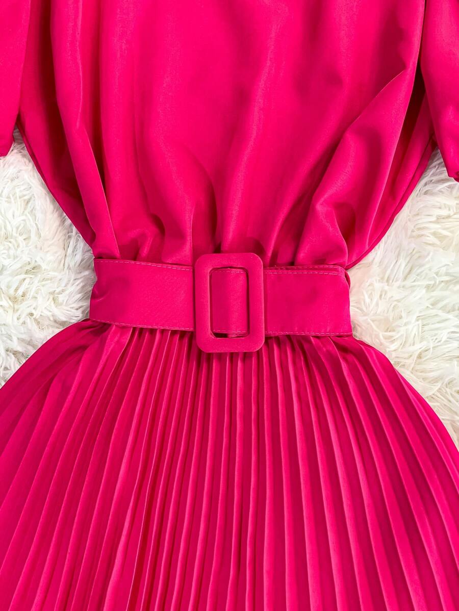 Vestido Midi Dengosa: Elegância e Modéstia para Mulheres de Fé