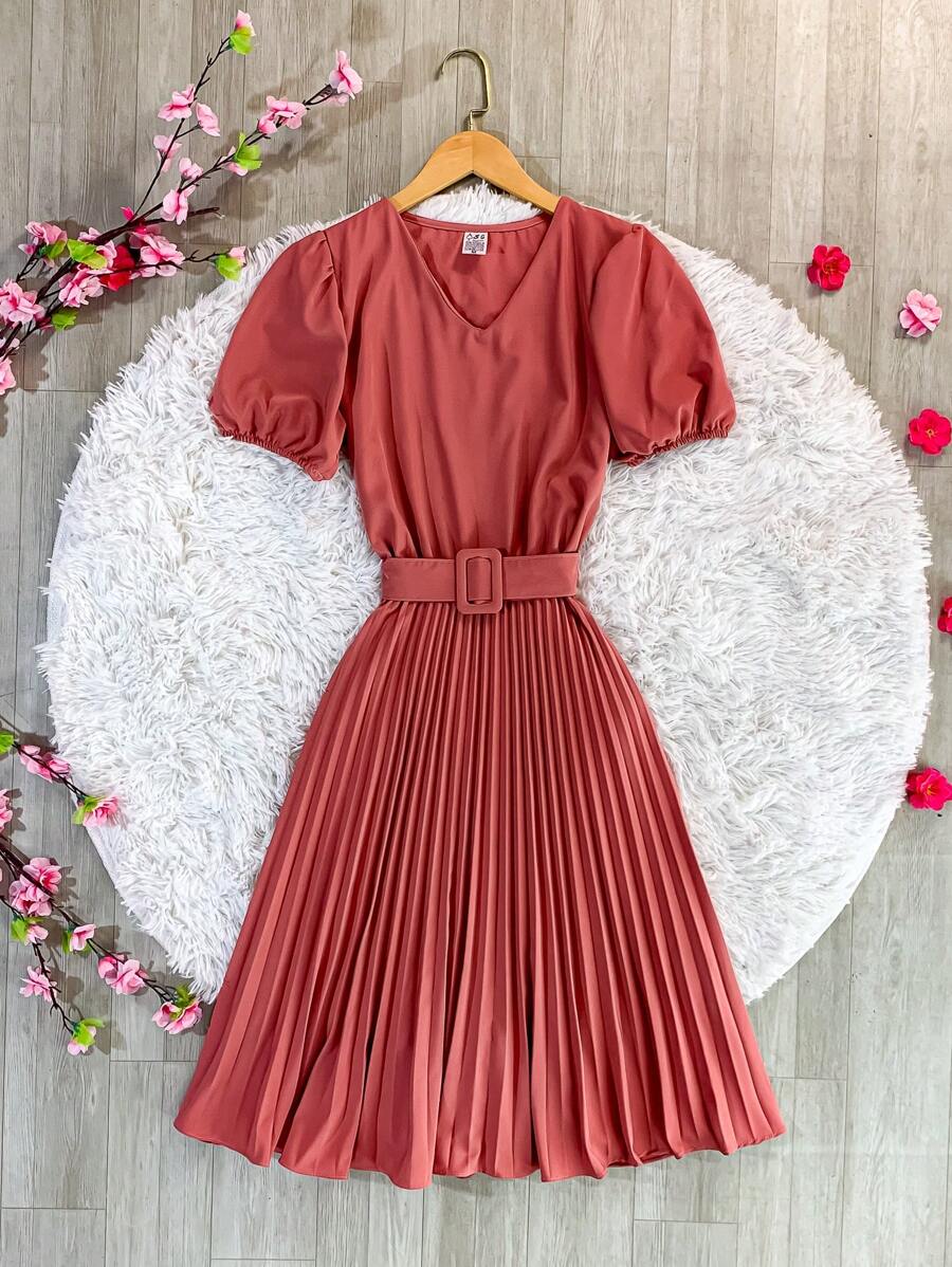 Vestido Midi Dengosa: Elegância e Modéstia para Mulheres de Fé