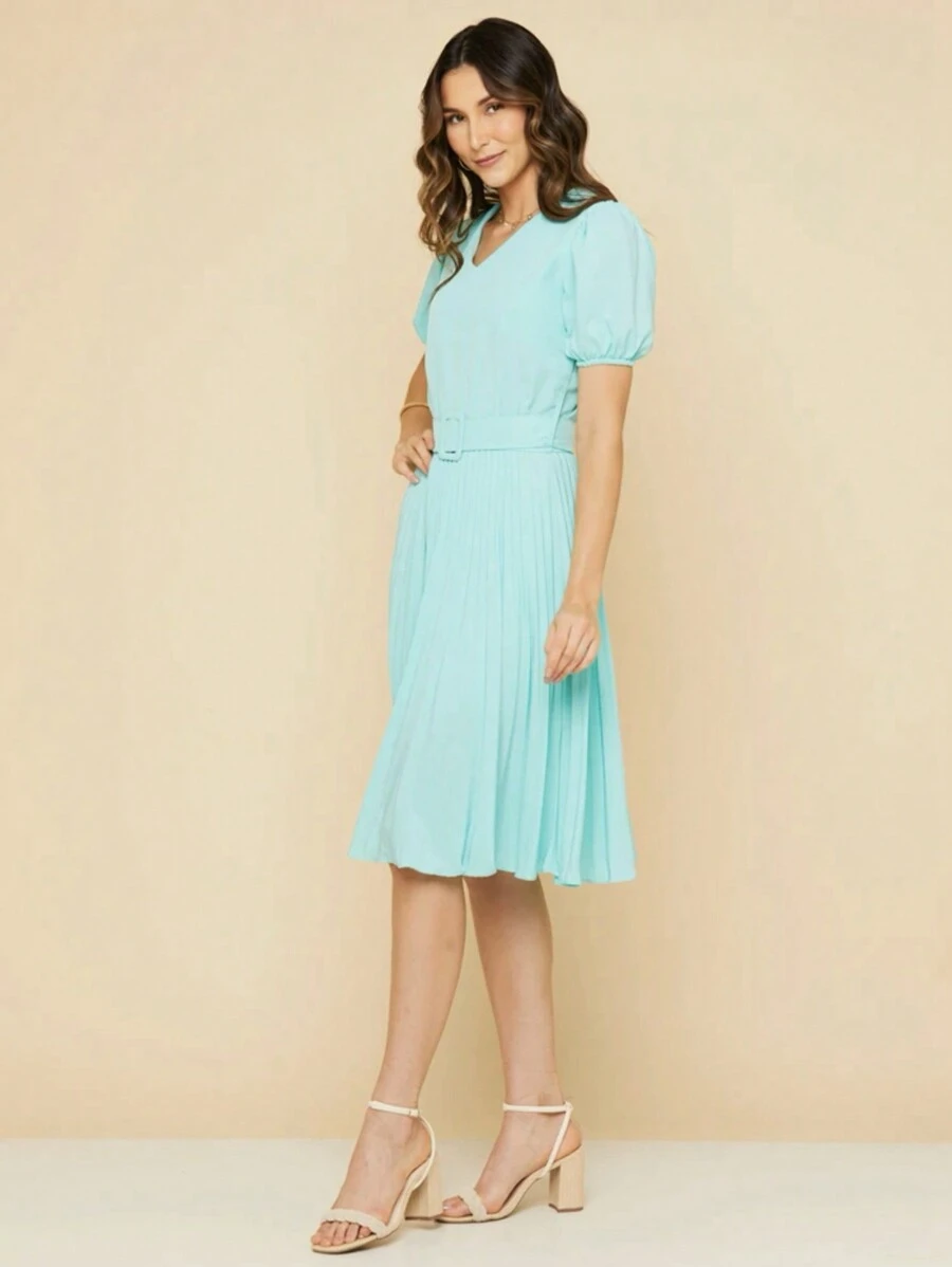 Vestido Midi Dengosa: Elegância e Modéstia para Mulheres de Fé
