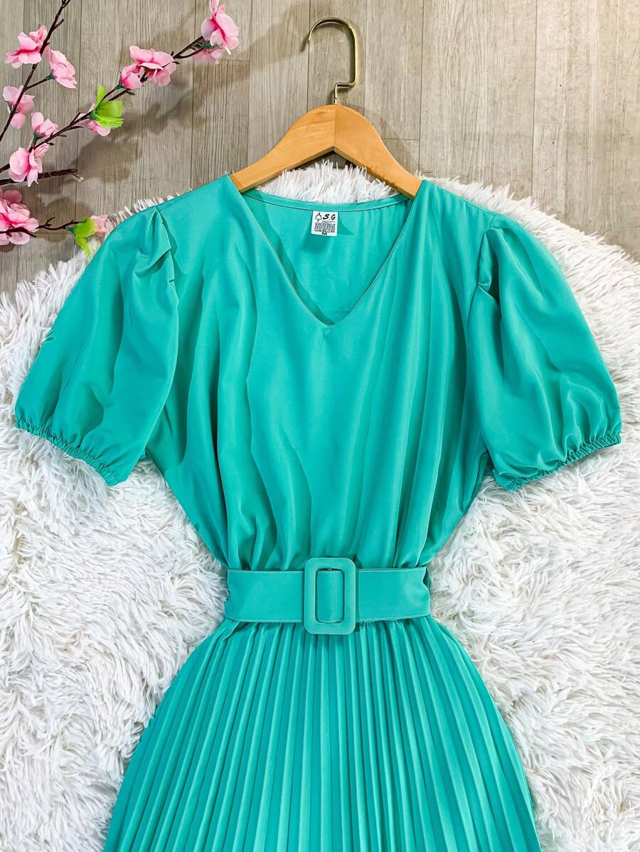 Vestido Midi Dengosa: Elegância e Modéstia para Mulheres de Fé