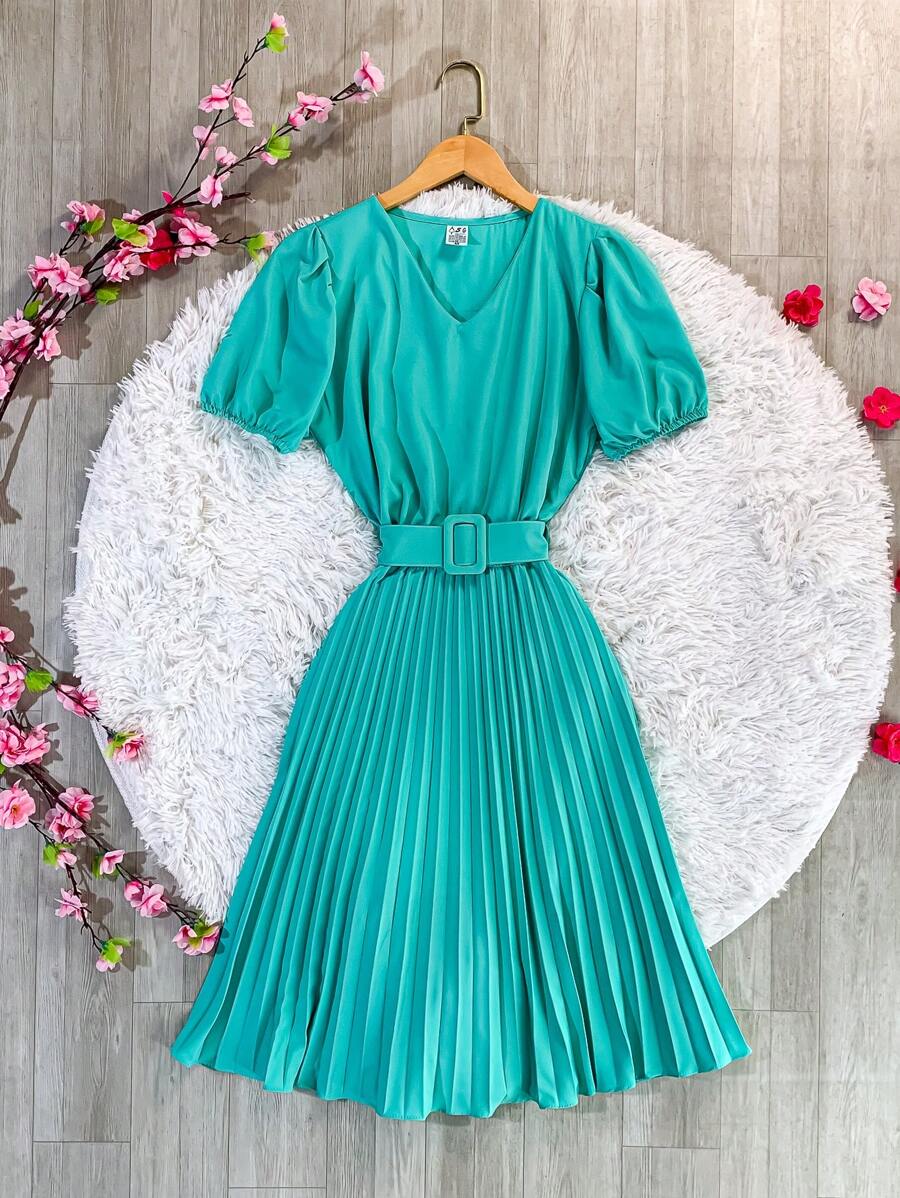 Vestido Midi Dengosa: Elegância e Modéstia para Mulheres de Fé