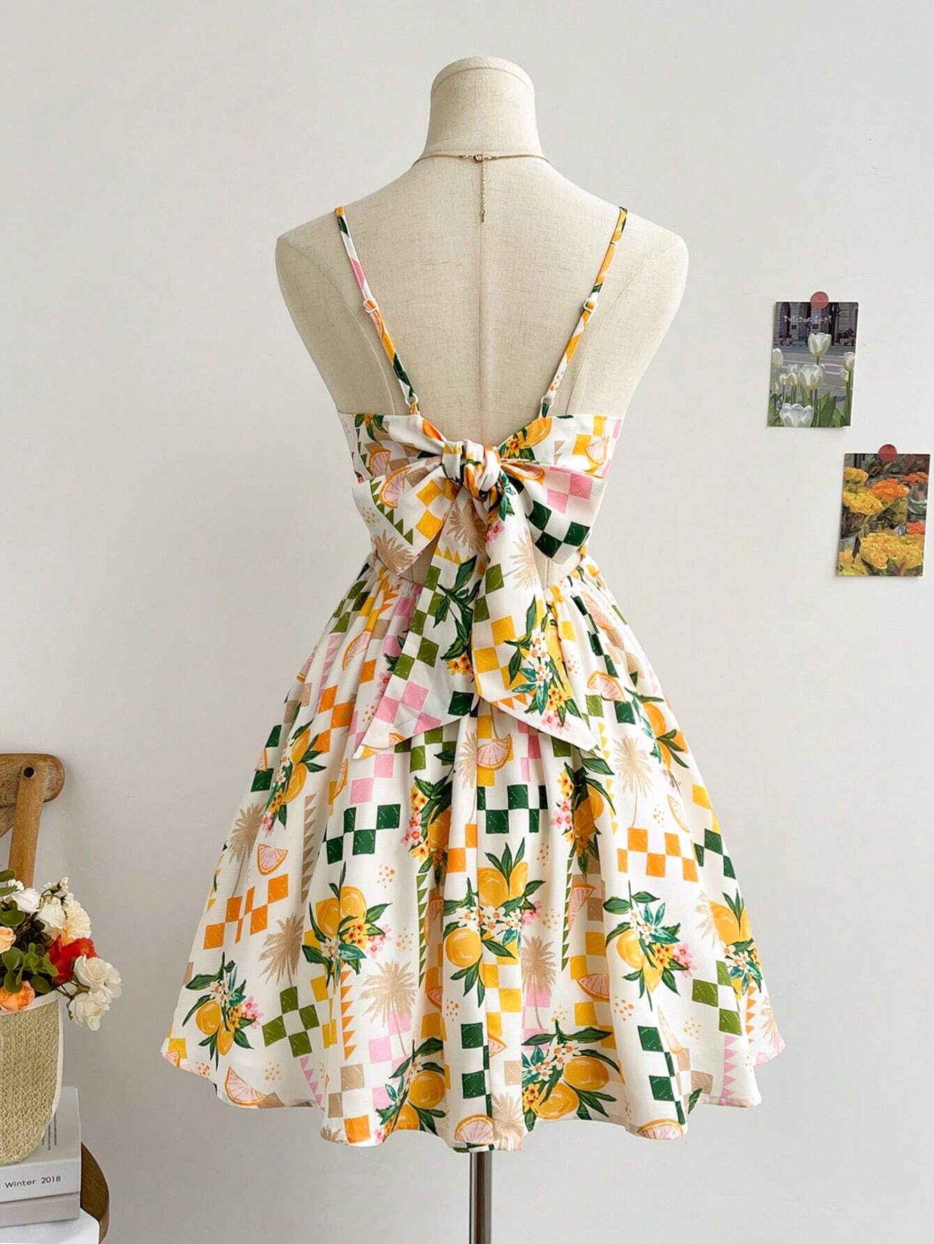 Vestido Curto Xadrez – Leve, Colorido e Divertido