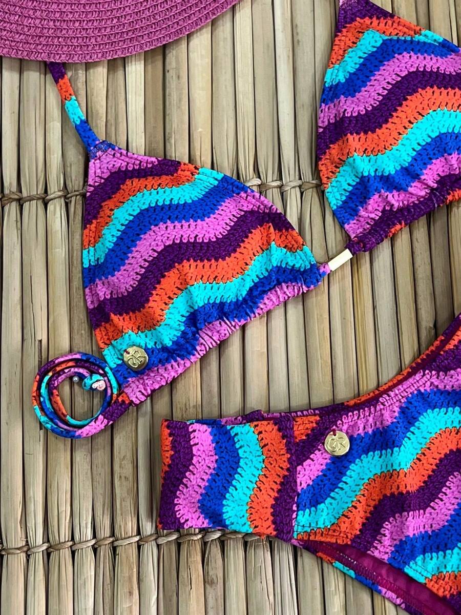 O Biquíni com Estampa de Crochê que É a Cara do Verão! 🔥