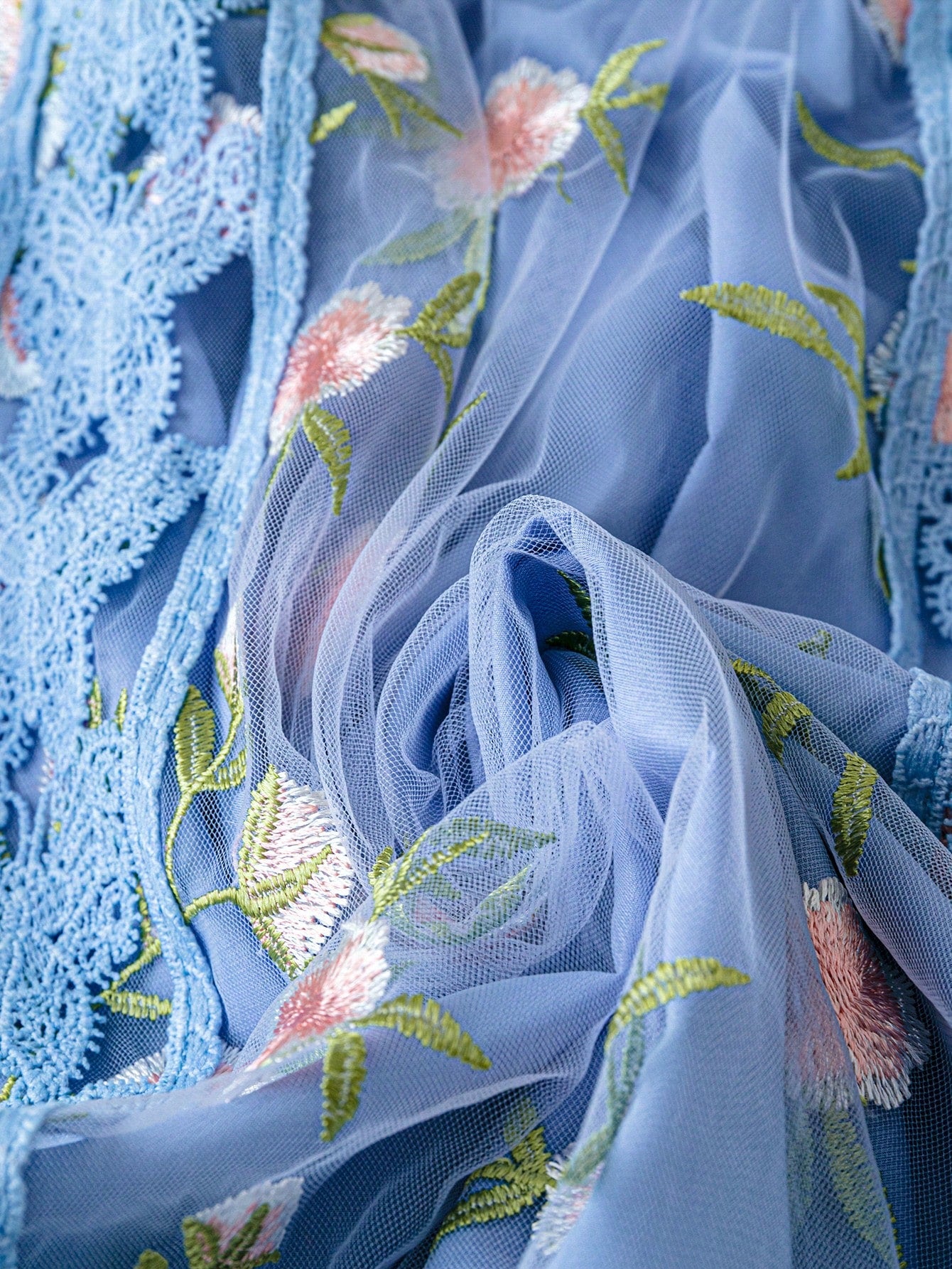 vestido longo plus size florido