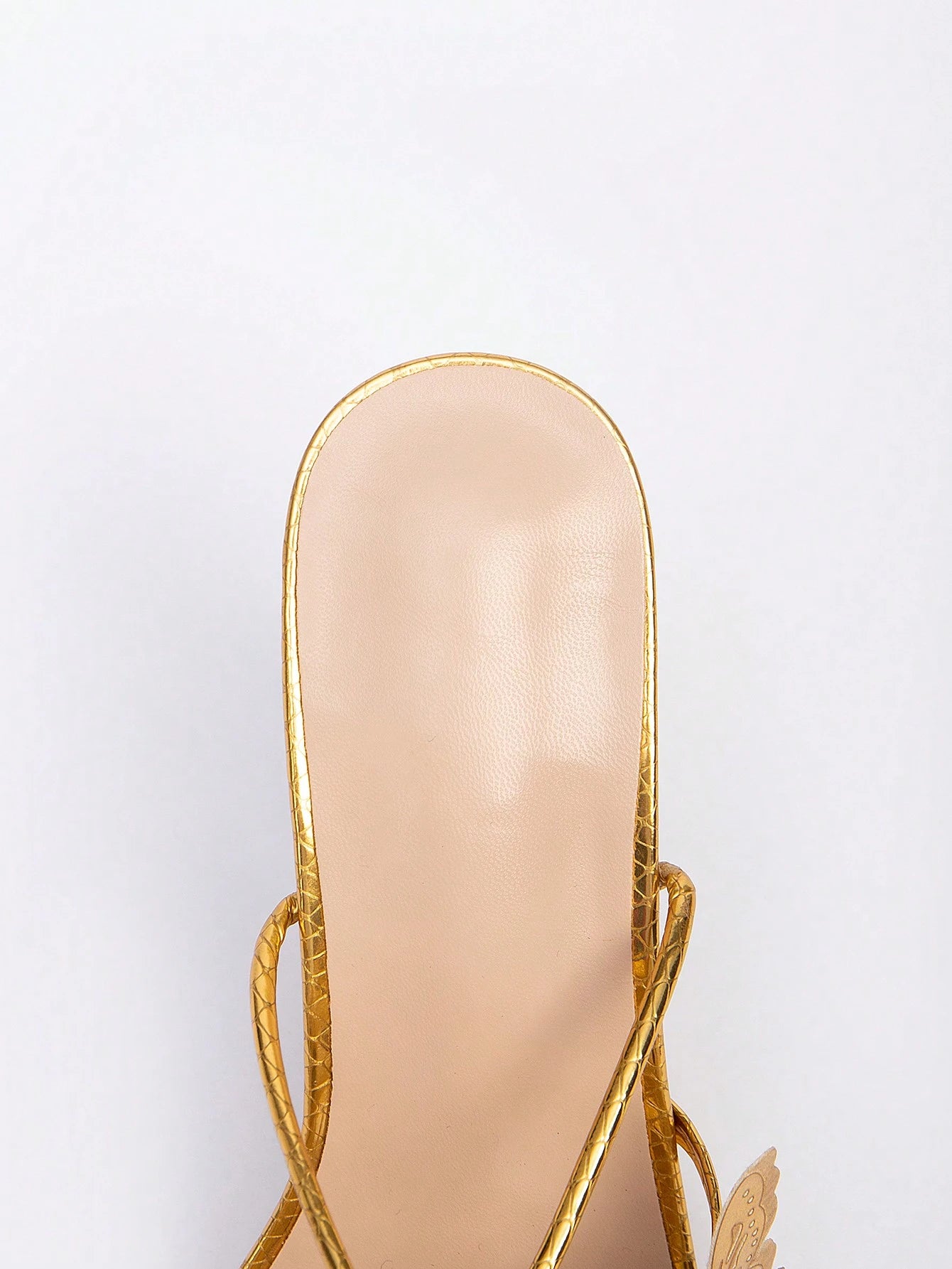 Sandália de Salto Alto Feminina com Decoração de Borboleta