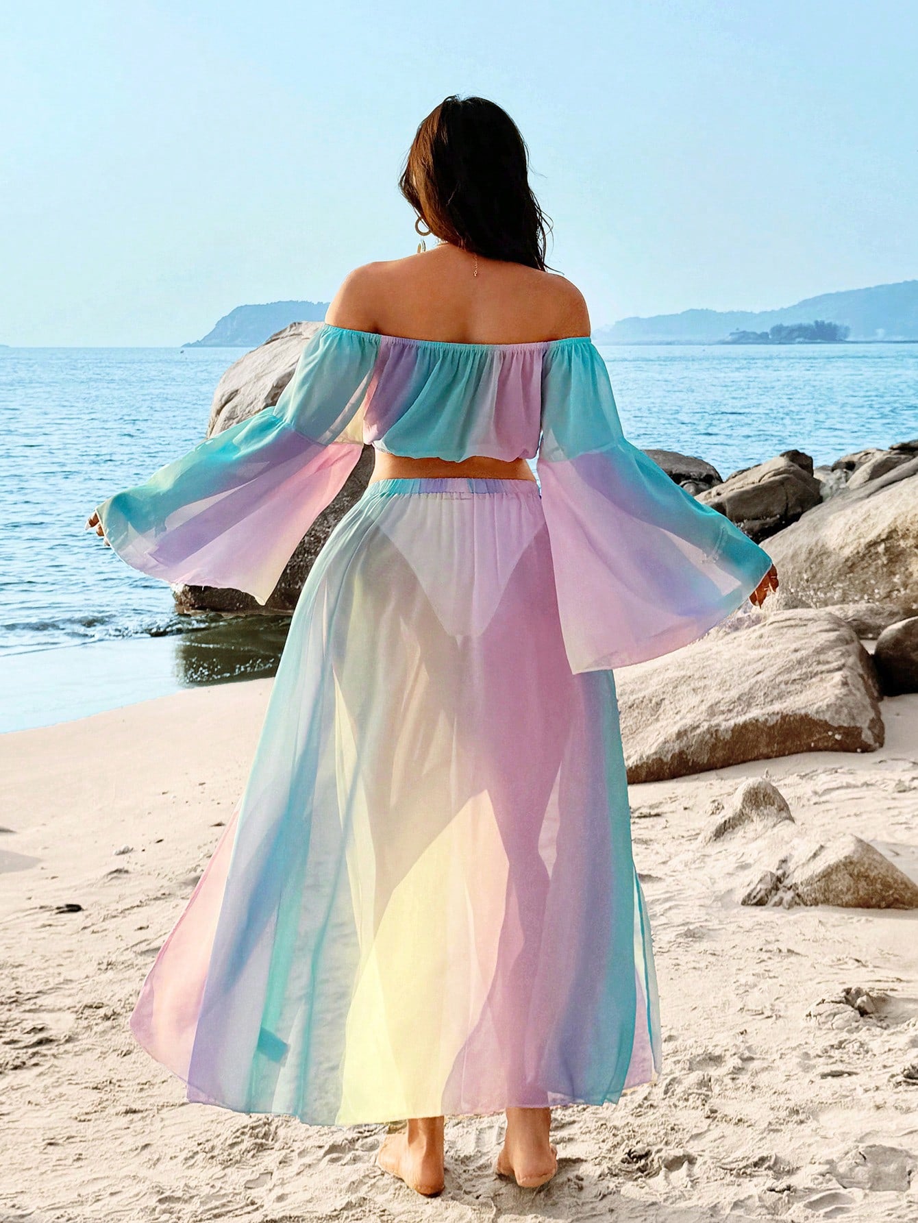 Conjunto Cropped e Saia Praia Plus Size – Elegância e Conforto!