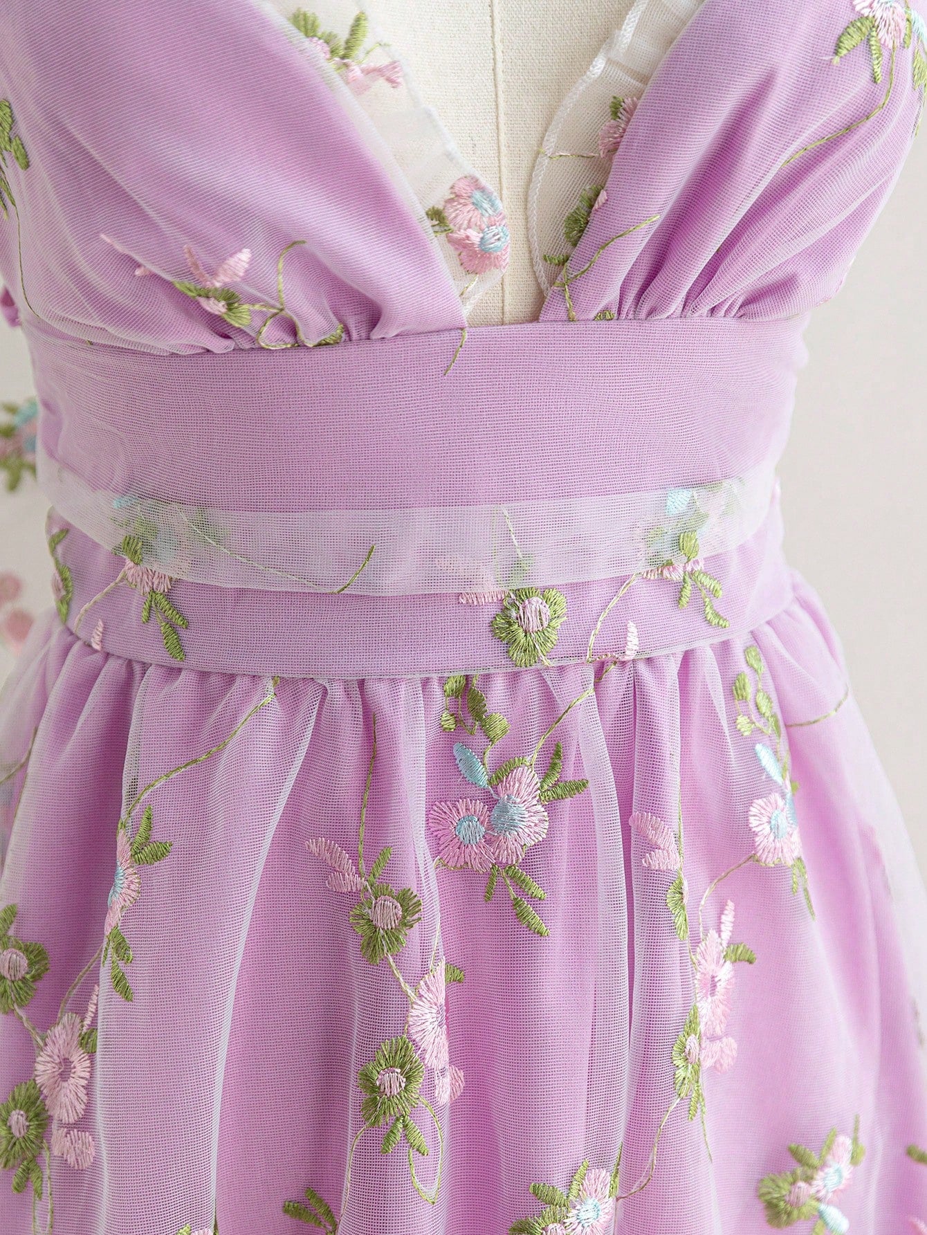 Vestido Curto de Festa | 7 Cores, Romântico e Elegante