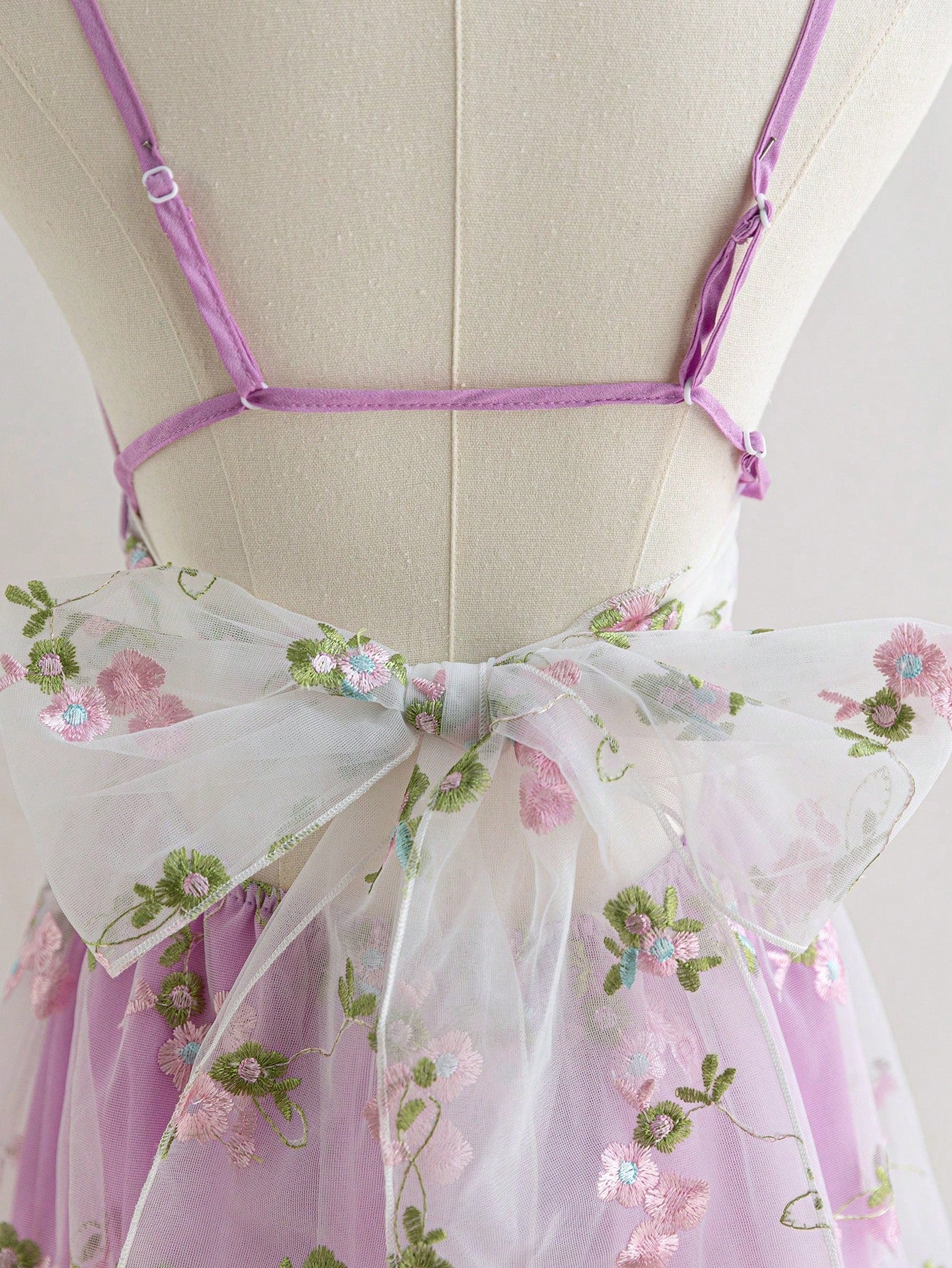 Vestido Curto de Festa | 7 Cores, Romântico e Elegante