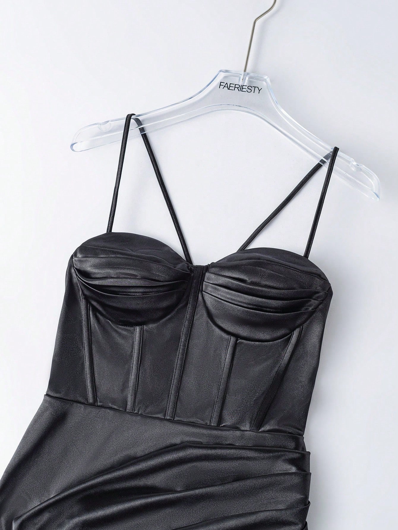 vestido de adolecente festa Preto – 5 Detalhes Elegantes