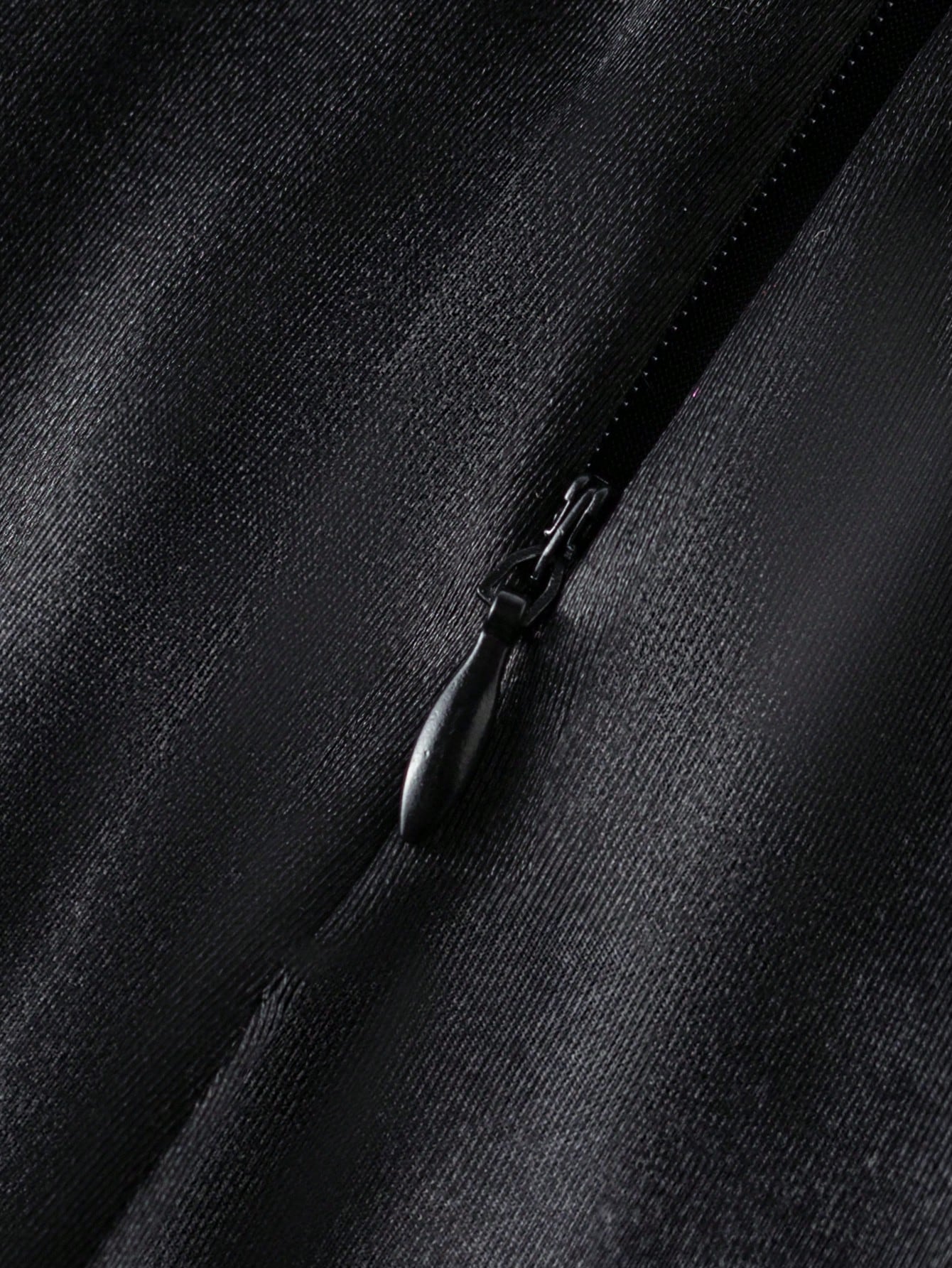 vestido de adolecente festa Preto – 5 Detalhes Elegantes