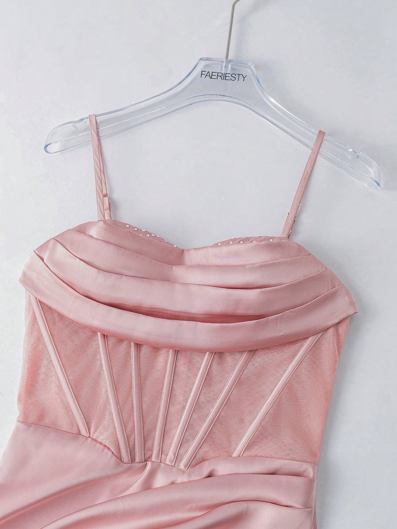 Vestido Cetim Jovem Rosa – 5 Motivos para Amar