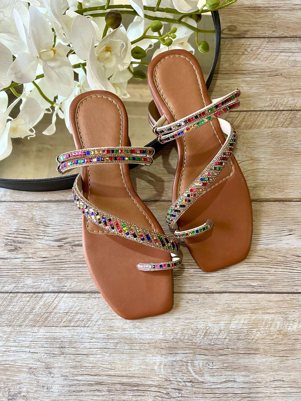 Rasteirinha feminina - com Strass - 7 Tamanhos, Conforto e Estilo