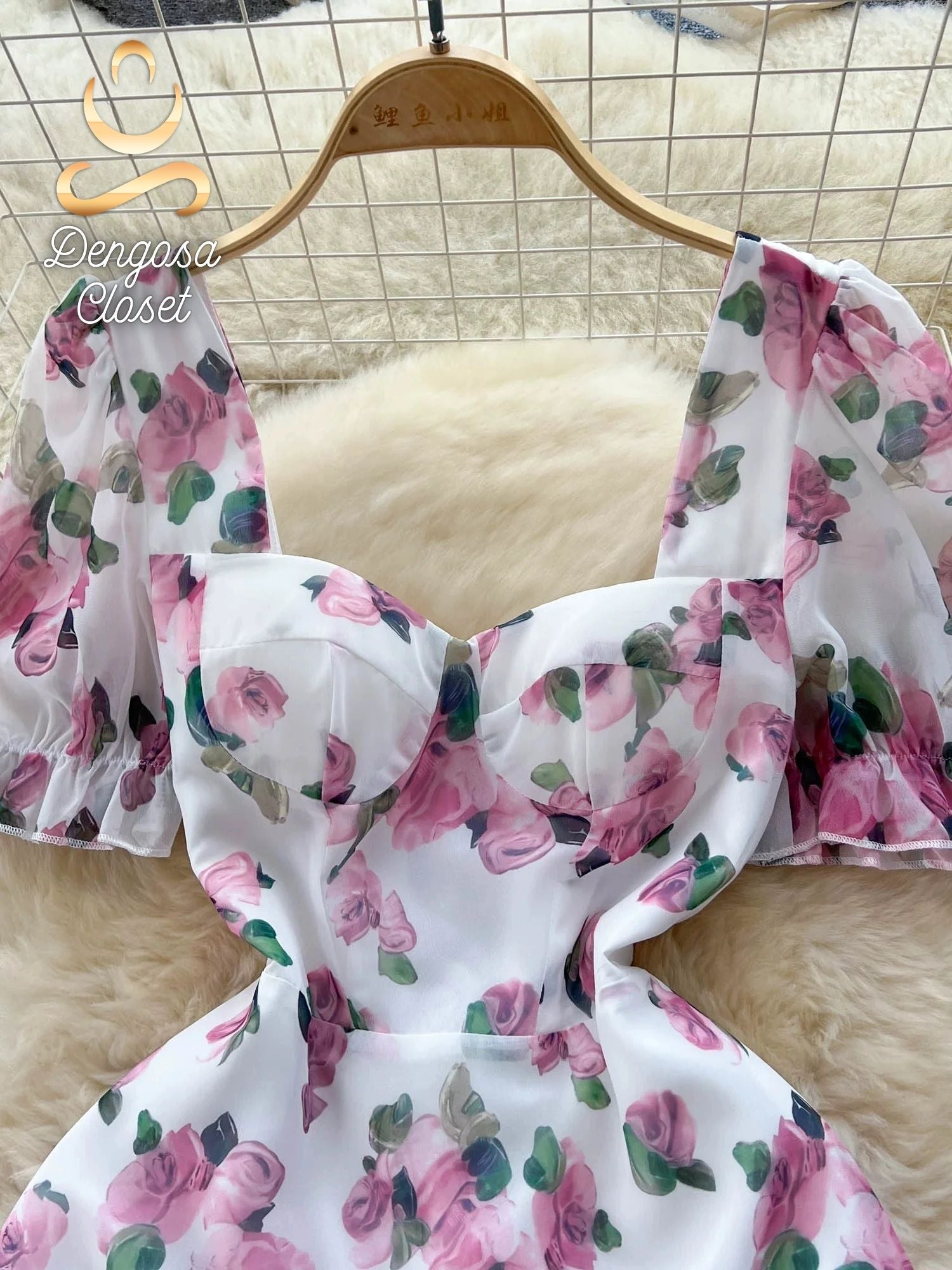 vestido longo de estampa floral - Dengosa Floral Éden