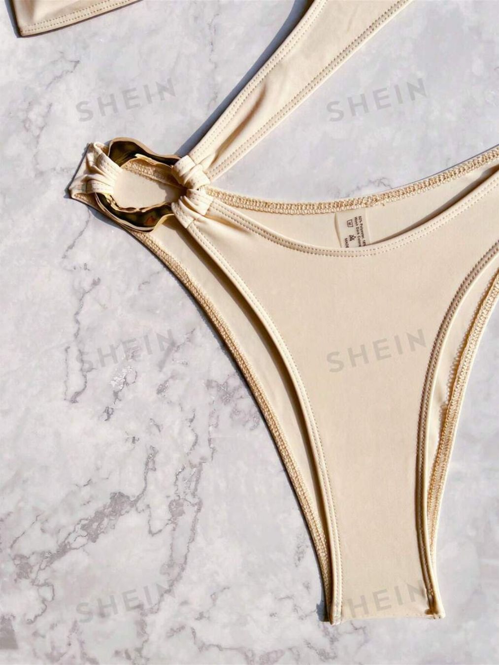 Biquíni Eclipse Beachwear: O Biquíni Sensual que Transformará Seus Dias na Praia! 🌊