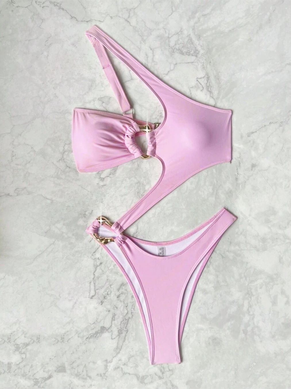 Biquíni Eclipse Beachwear: O Biquíni Sensual que Transformará Seus Dias na Praia! 🌊