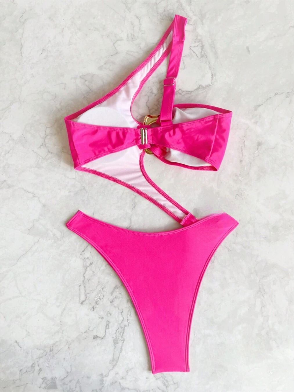 Biquíni Eclipse Beachwear: O Biquíni Sensual que Transformará Seus Dias na Praia! 🌊