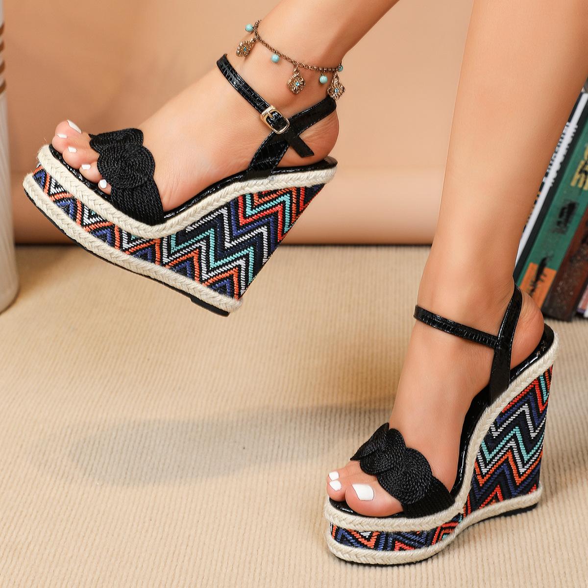 Salto Alto Majestade - plataforma confortável