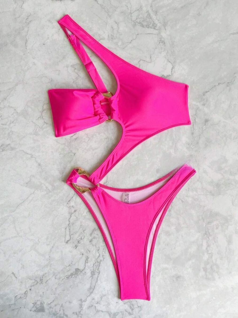 Biquíni Eclipse Beachwear: O Biquíni Sensual que Transformará Seus Dias na Praia! 🌊