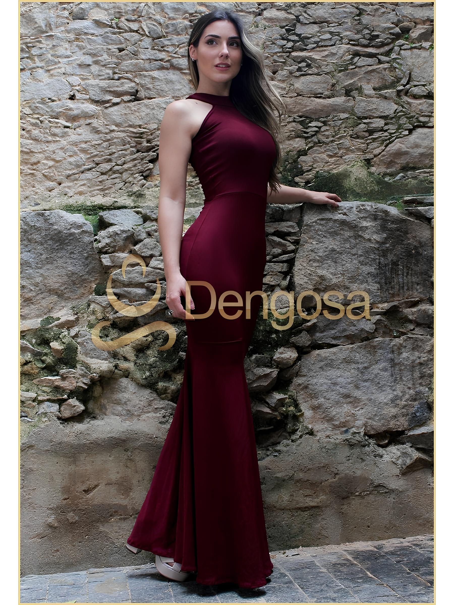 Vestido Longo Aberto nas Costas