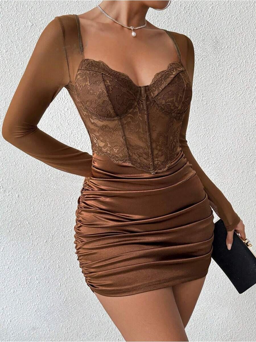 Vestido Bodycon Fest: Elegância que Envolve suas Curvas