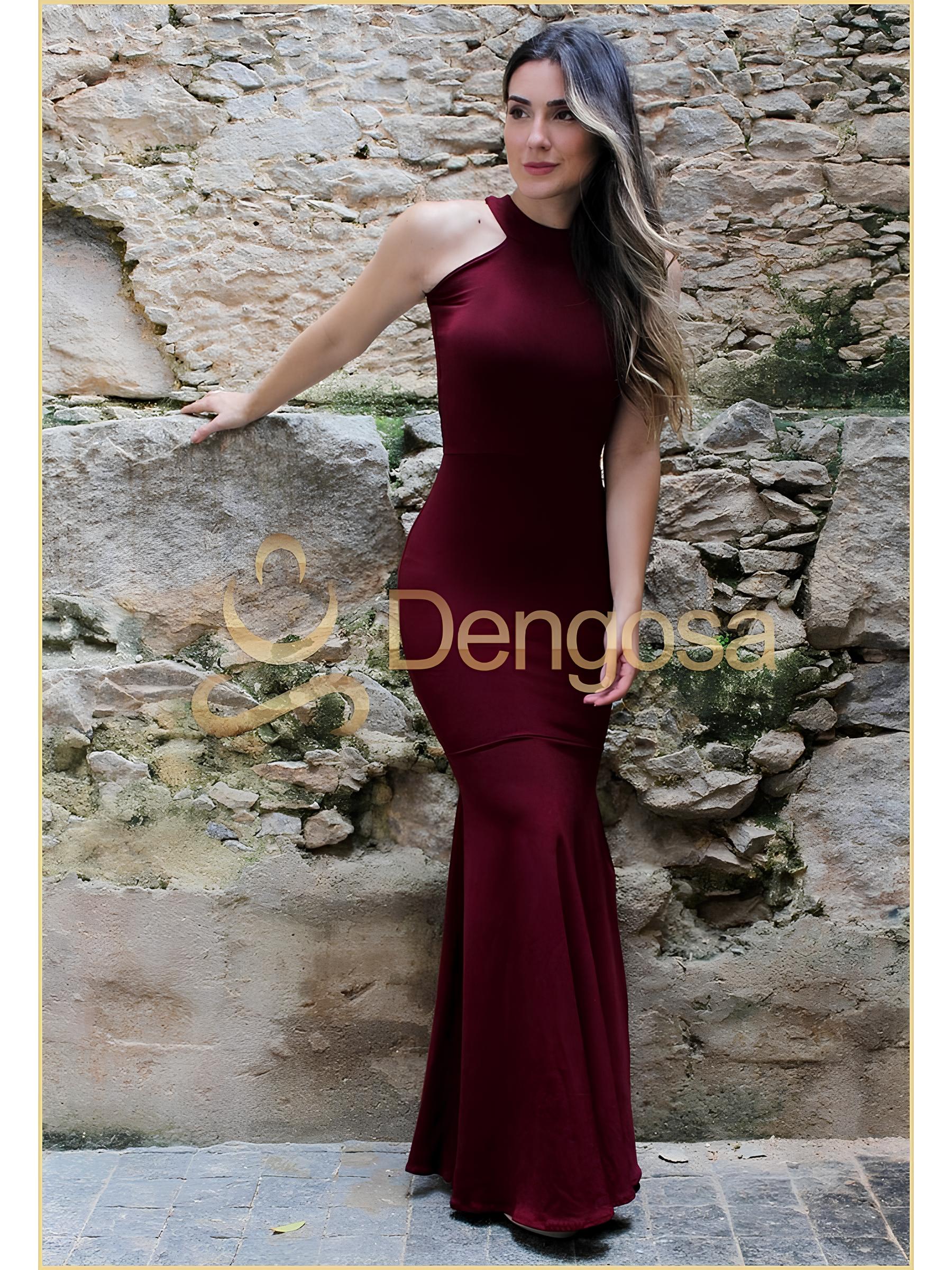 Vestido Longo Aberto nas Costas