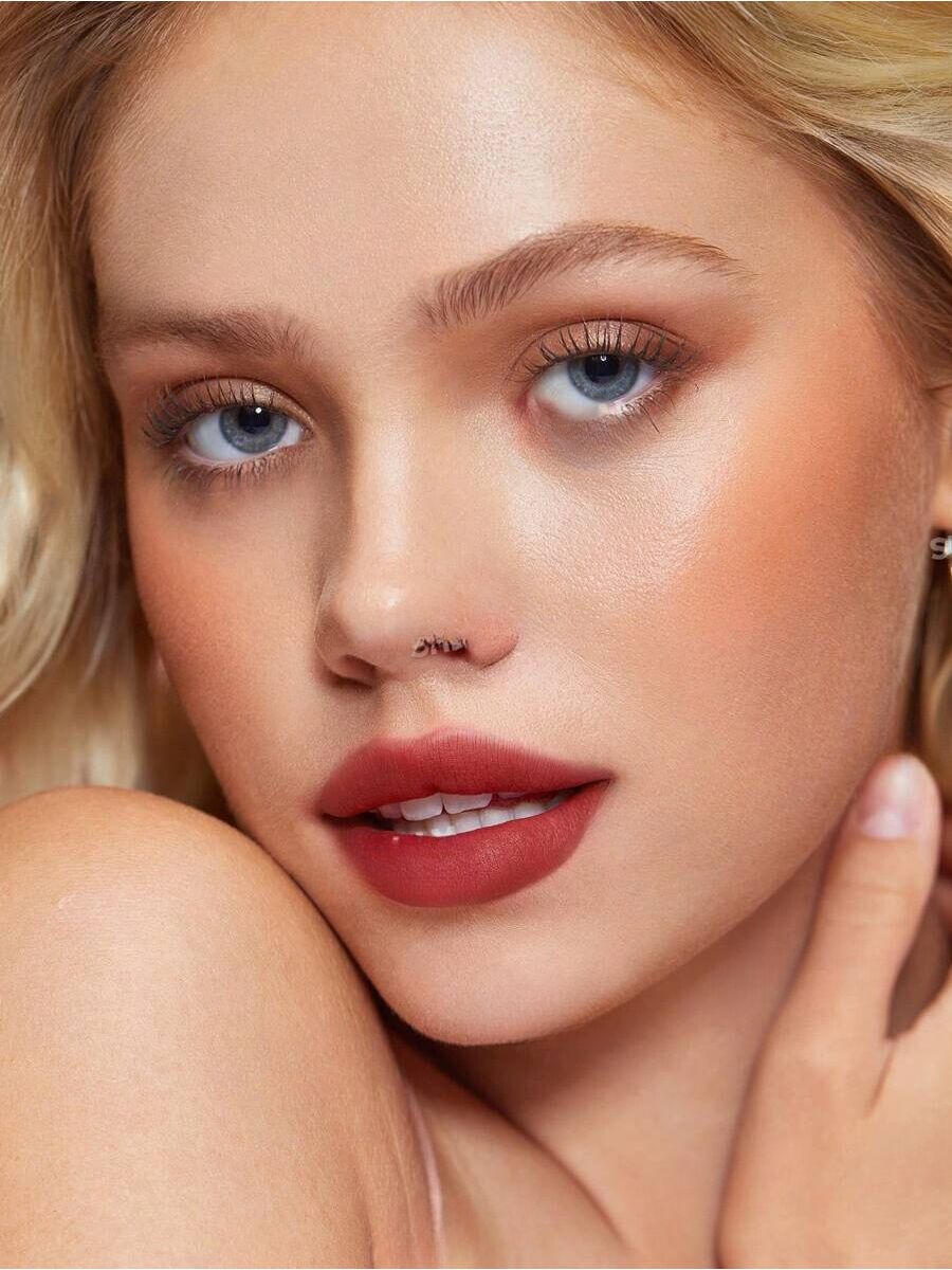 Batom matte Vegano Dengosa Sheglam: Beleza Ética em Cada Aplicação