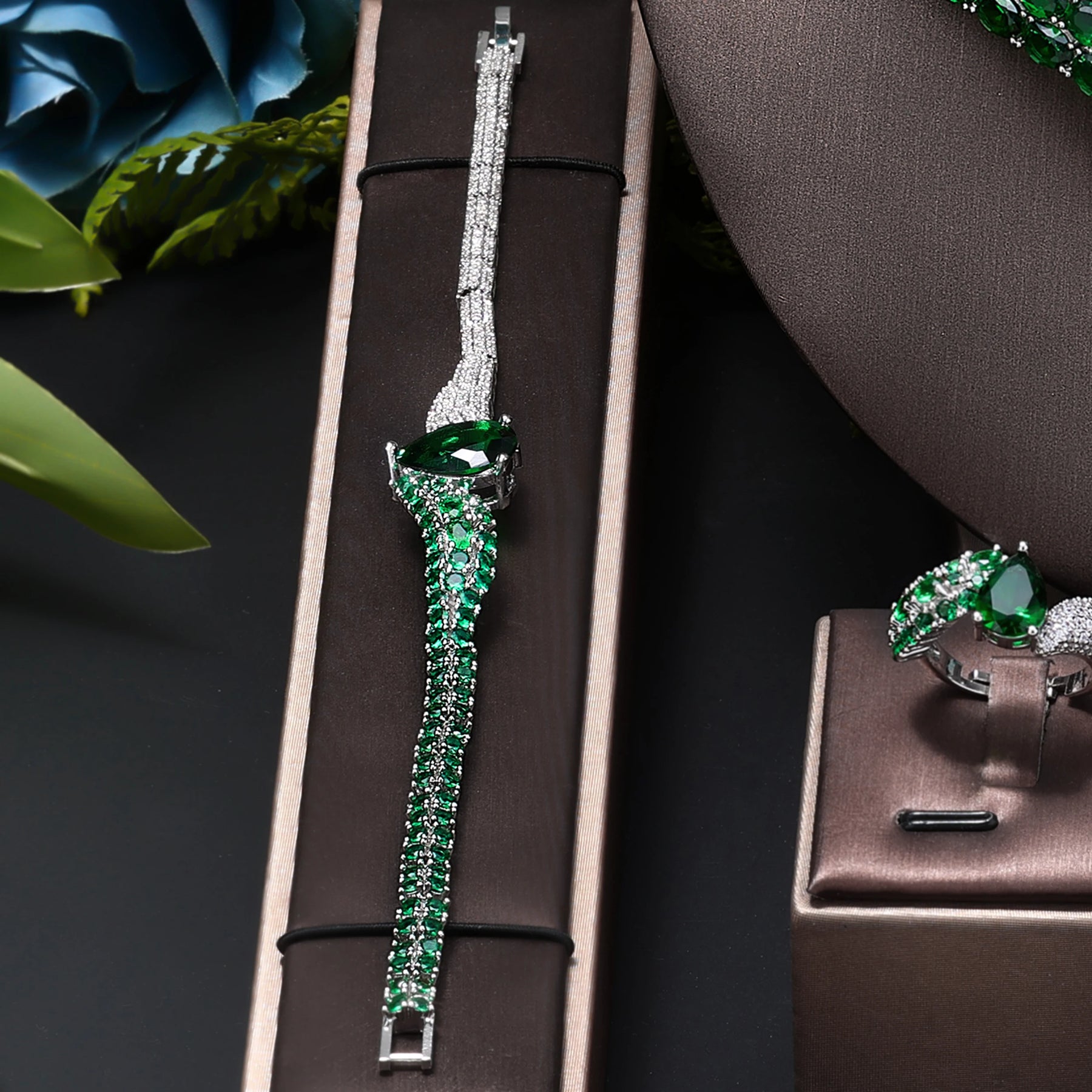 Conjunto de Joias Luxo Lágrimas da Serpente 🐍