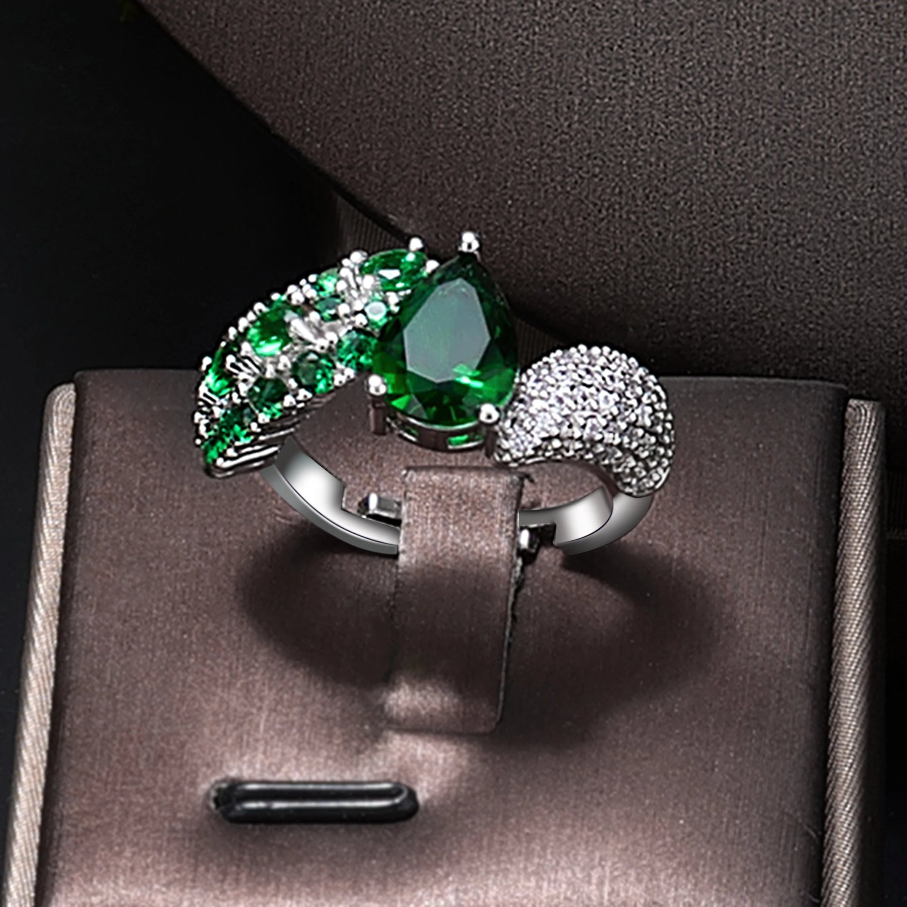 Conjunto de Joias Luxo Lágrimas da Serpente 🐍