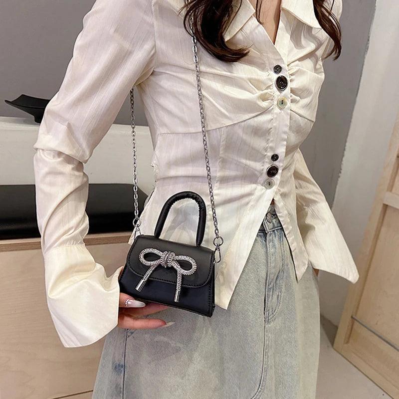 Bolsinha Elegância – O toque final que faz toda a diferença! ✨