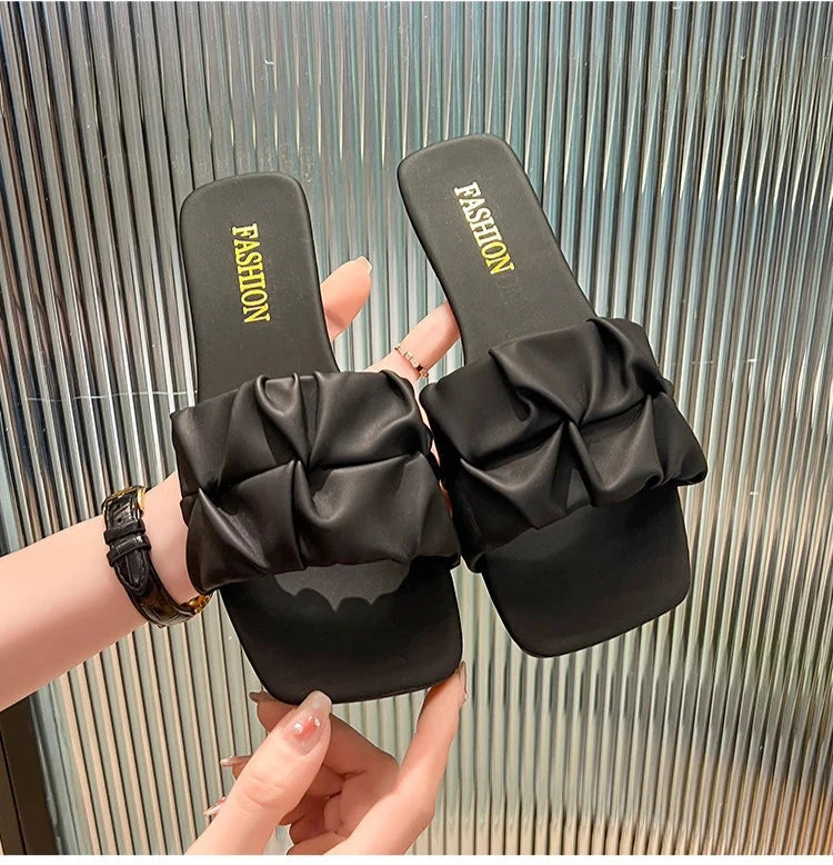 Sandália de Verão Dengosa Fashion: Leve, Moderna e Essencial! 🌞