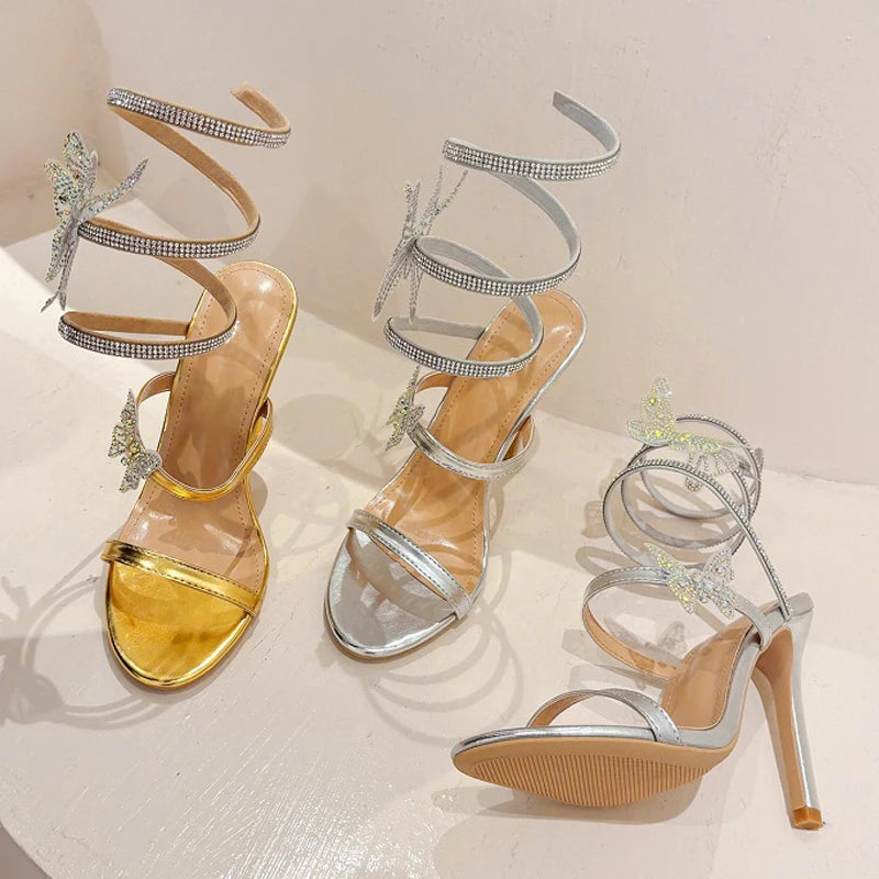Butterfly Steps – Eleve-se ao Topo com Graça e Sofisticação! ✨