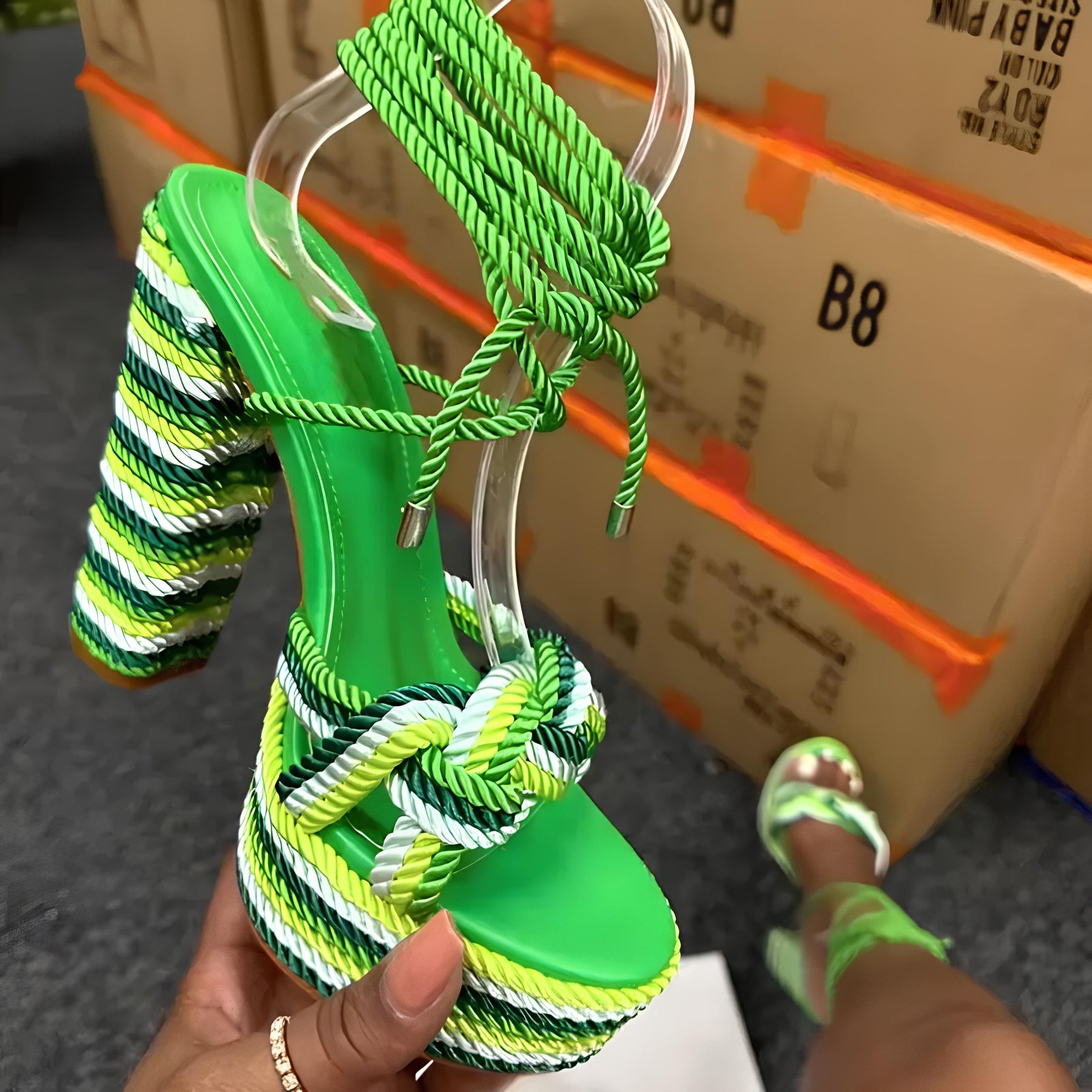 Sandália Plataforma Exclusiva – Estilo Europeu e Conforto em 12CM