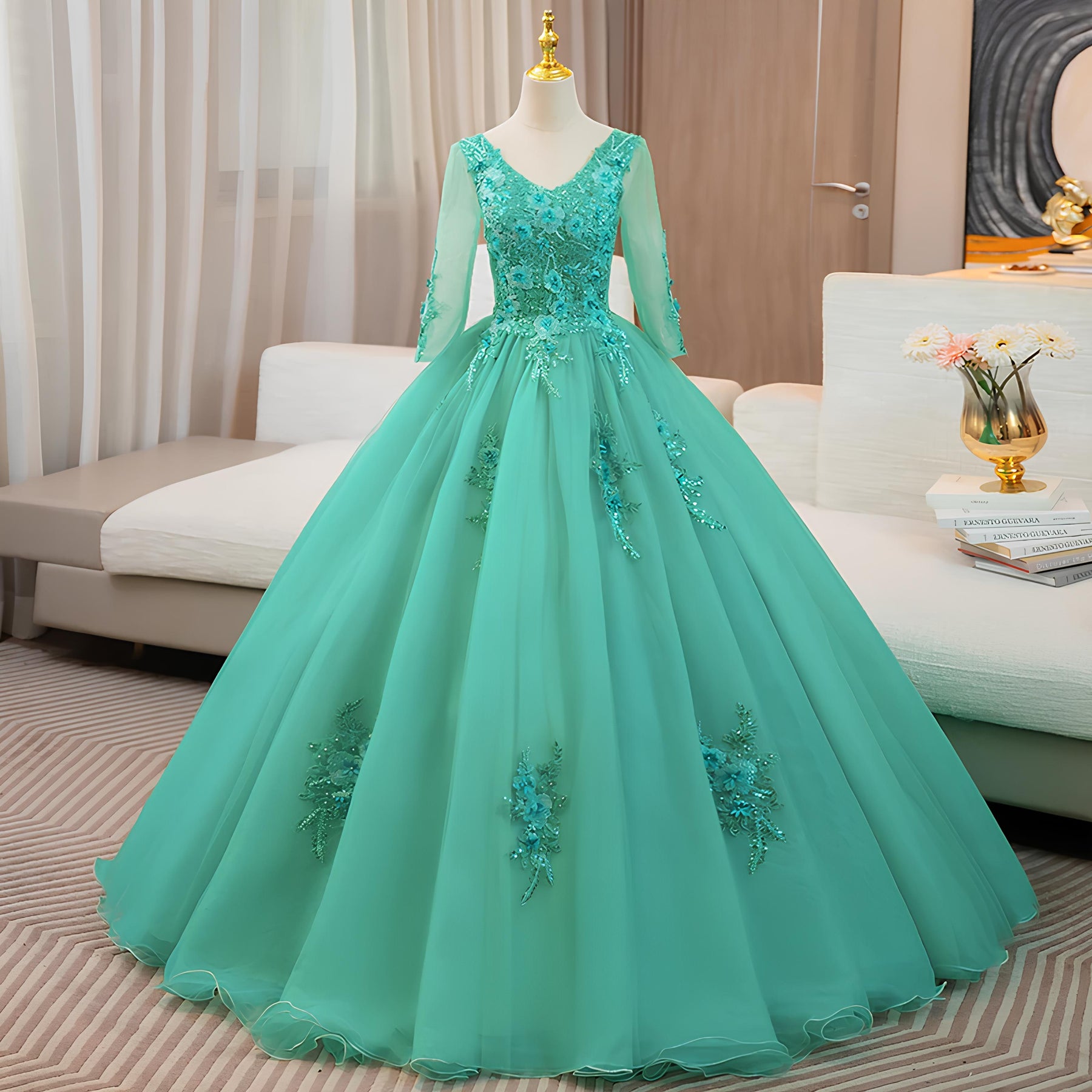 Vestido de Debutante Manga Longa | 4 Cores Sob Medida