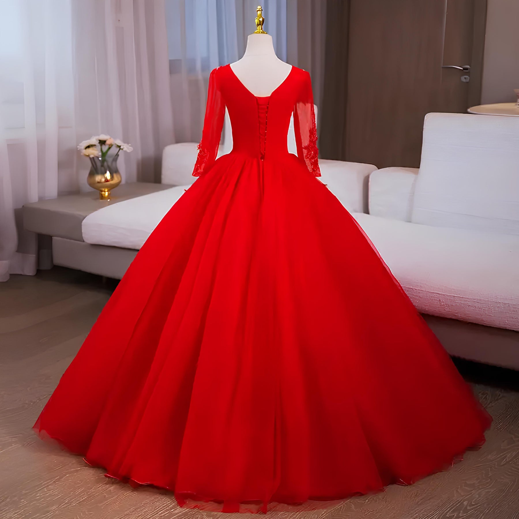 Vestido de Debutante Manga Longa | 4 Cores Sob Medida