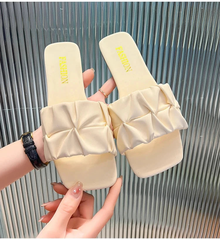 Sandália de Verão Dengosa Fashion: Leve, Moderna e Essencial! 🌞