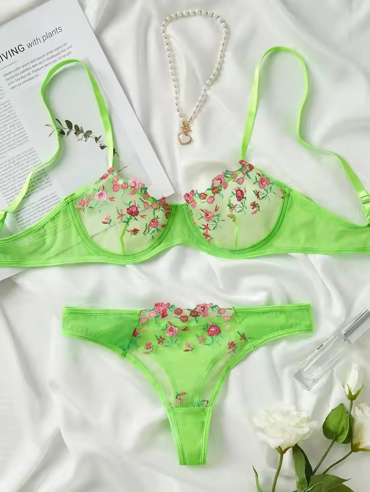 Conjunto Sedução Floral 🌹 - Para Despertar Sua Sensualidade! 🔥