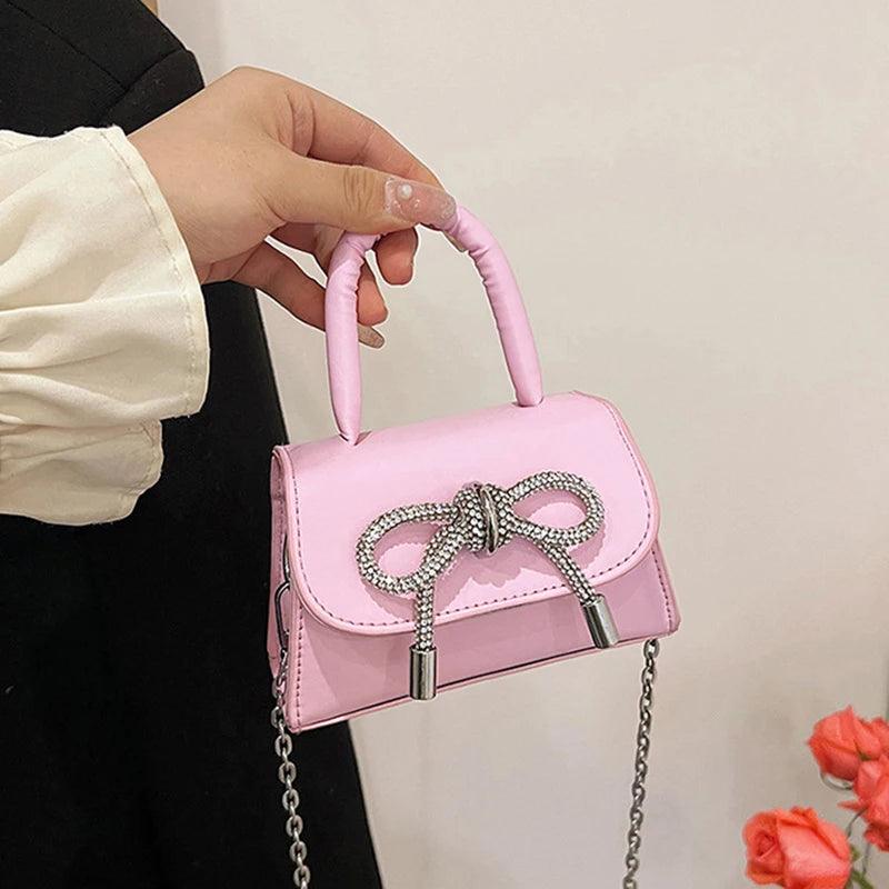 Bolsinha Elegância – O toque final que faz toda a diferença! ✨