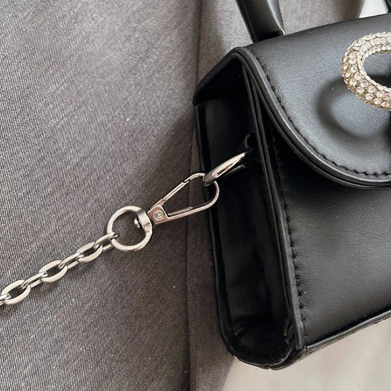 Bolsinha Elegância – O toque final que faz toda a diferença! ✨