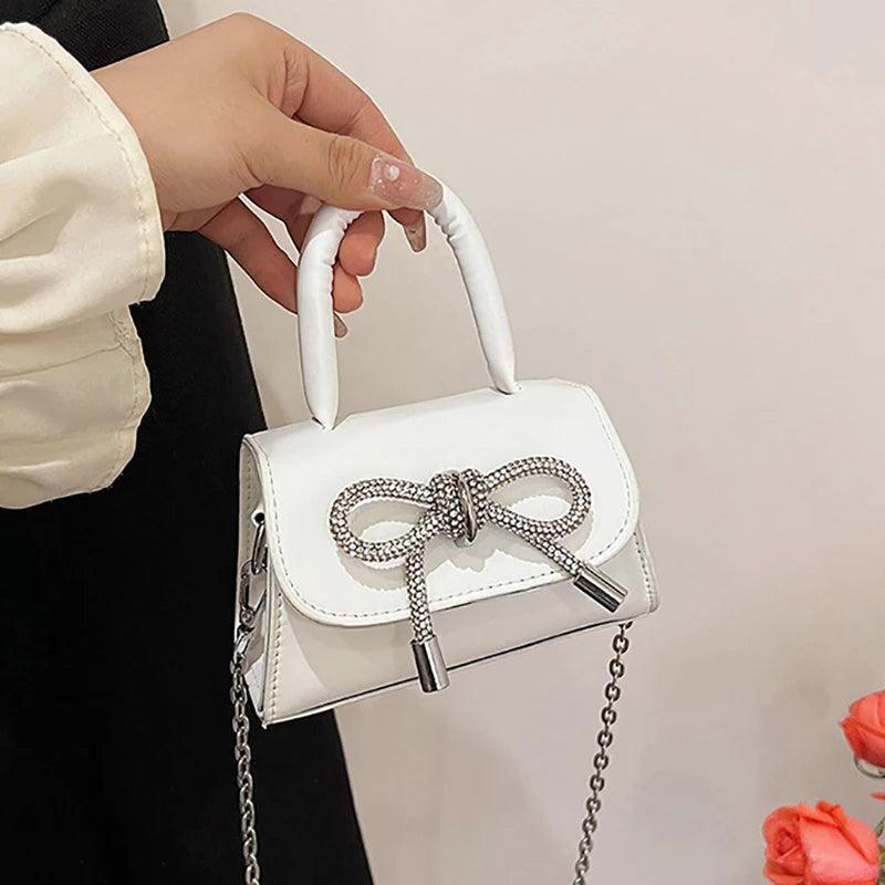 Bolsinha Elegância – O toque final que faz toda a diferença! ✨